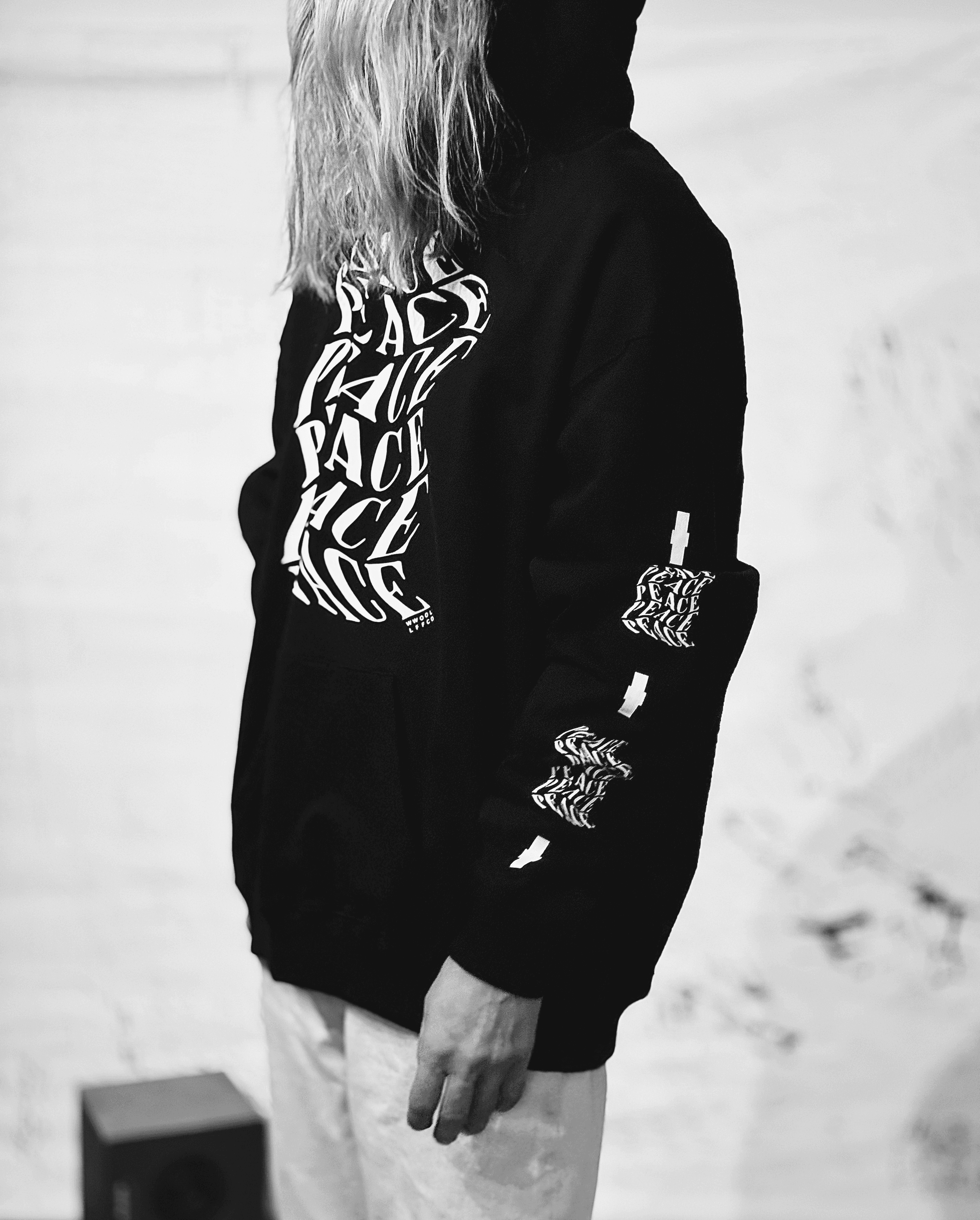 WWOOLLFF Peace III Black Hoodie front