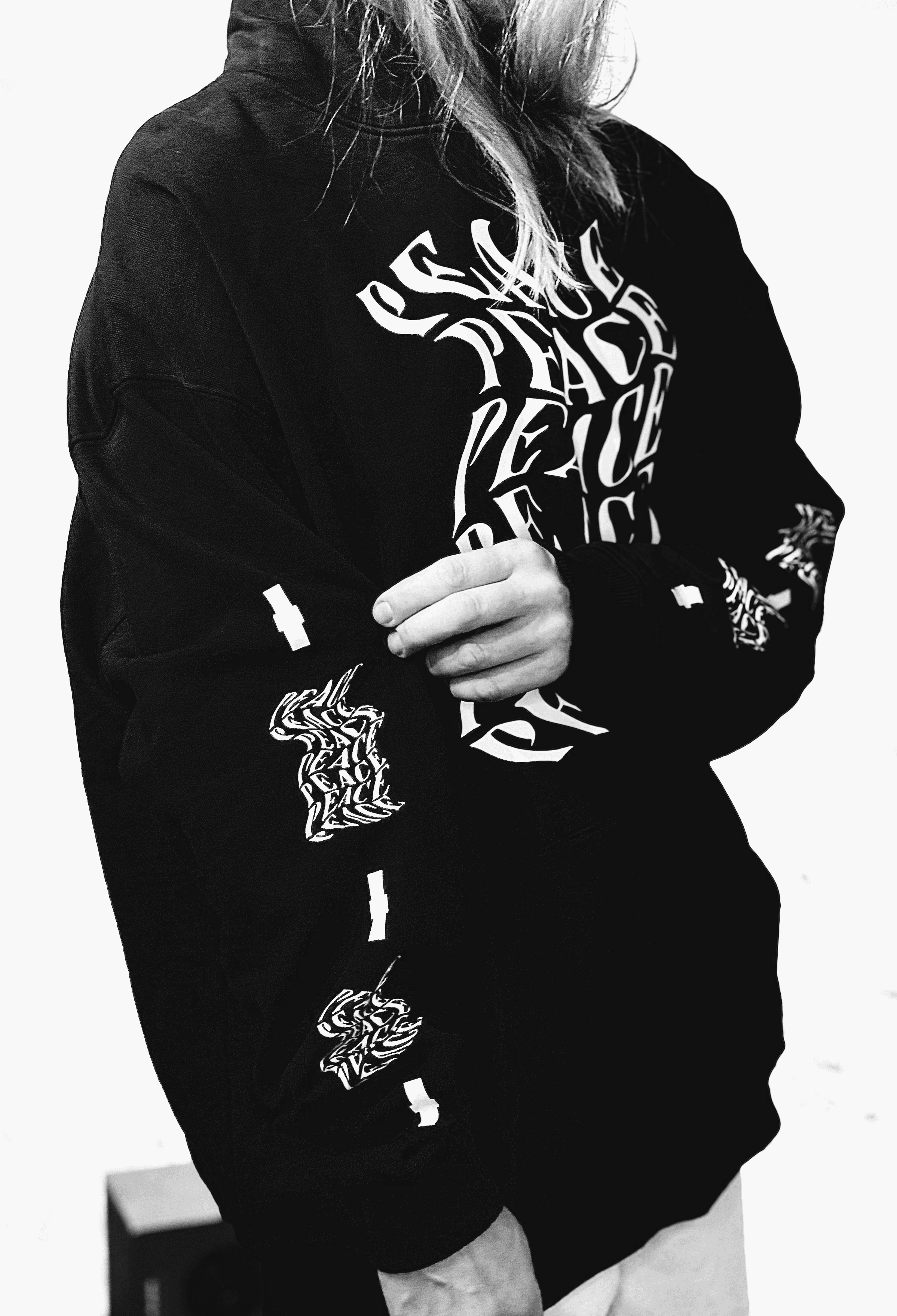 WWOOLLFF Peace III Black Hoodie